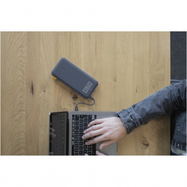 Logotrade Logogeschenke das Foto: Xtorm XB403 Titan Ultra 27.000 mAh 200 W Laptop-Powerbank