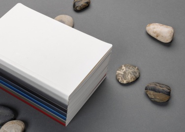Logotrade Geschäftsgeschenke das Foto: Impact Softcover A5 Notizbuch mit Steinpapier