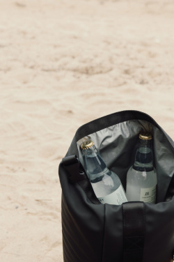 Logotrade werbemittel das Foto: VINGA Baltimore RCS Roll-Top Kühltasche