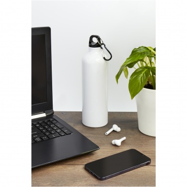 Logotrade promotional giveaway image of: Oregon 770 ml RCS certified recycled aluminium water bottle with carabiner