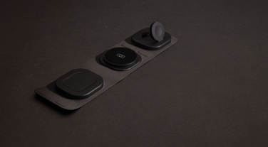 Logo trade corporate gift photo of: Swiss Peak RCS rplastic 3-in-1 wireless 15W travel charger