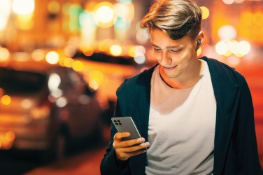 Logotrade advertising product picture of: Motorola IPX5 TWS MOTO buds 85