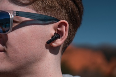 Logotrade promotional merchandise photo of: Skywave RCS recycled plastic solar earbuds