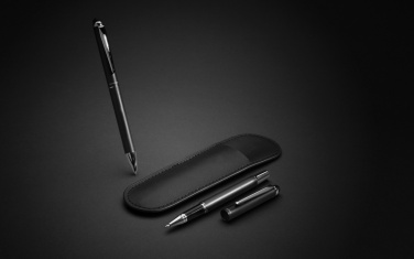 Logotrade advertising product picture of: Swiss Peak deluxe pen set in PU pouch