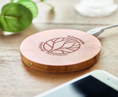 Logo trade promotional giveaways image of: Wireless charger bamboo 5W