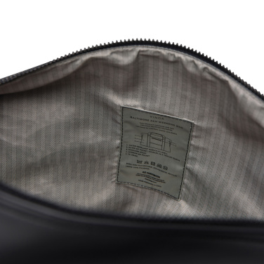 Logo trade promotional merchandise photo of: VINGA Baltimore RCS 24h weekend bag
