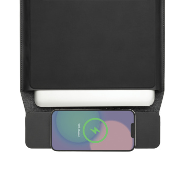 Logo trade promotional merchandise image of: Swiss Peak 15W magnetic charging laptop sleeve 14-15,6"