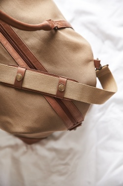 Logo trade firmakingituse pilt: VINGA Sloane RCS RPET nädalavahetusekott