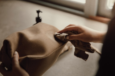 Logo trade ärikingituse pilt: VINGA Sloane tualett-tarvete kott RCS taaskasutatud polüester