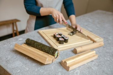 Logotrade reklaamkingituse foto: Ukiyo bambusest sushi valmistamise komplekt