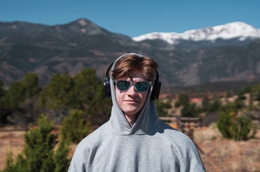 Logotrade ärikingitused pilt: RCS taaskasutatud plastist Elite Kokkupandavad juhtmevabad kõrvaklapid