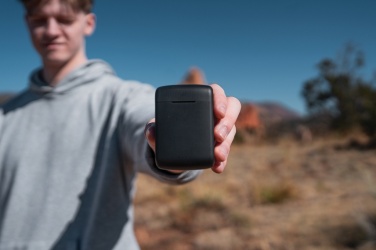 Logotrade reklaamtooted pilt: Skywave RCS taaskasutatud plastist päikesepatareid