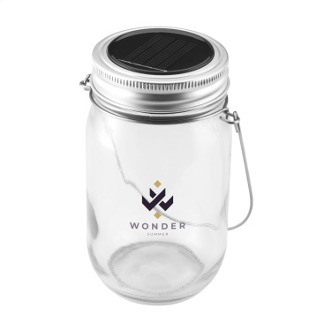 Logo trade reklaamkingituse pilt: SunJar päikesepatareiga valusti aeda