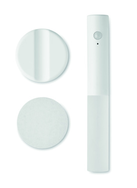 Logotrade firmakingid pilt: SENLUZ laetav sensorvalgusti