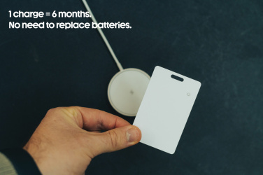 Logotrade meened pilt: Findit RCS plastist üliõhuke asjade leidja