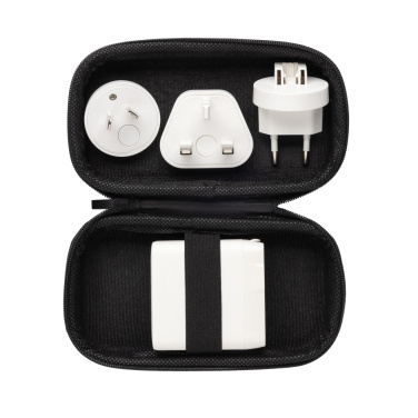 Logotrade reklaamkingi foto: TravelCharge Pro RCS plastikust reisilaadija USB C-ga