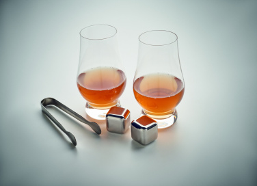 Logo trade reklaamkingituse pilt: Viski degusteerimisklaaside komplekt MALT
