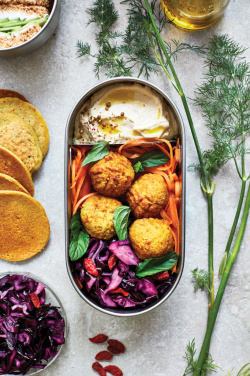 Logo trade ärikingid foto: Black+Blum roostevabast terasest toidukarp