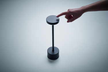 Logotrade firmakingid pilt: Alumiiniumist laualamp