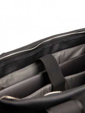 Logotrade mainoslahjat kuva: VINGA Bermond RCS kierrätetty PU tote-laukku