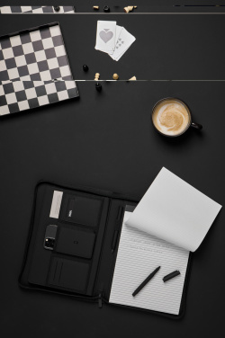 Logotrade liikelahja tuotekuva: VINGA Baltimore A4-kokouskansio RCS