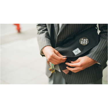 Logotrade mainoslahja ja liikelahja kuva: Herschel Cove kierrätetty messengerlaukku 22,5 l