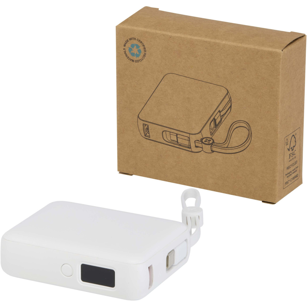 Logo trade mainoslahjat tuotekuva: Acrux 10 000 mAh:n ja 35 W:n tablettivirtalähde, jossa sisäänrakennettu Type-C-kaapeli – valmistettu kierrätetystä muovista