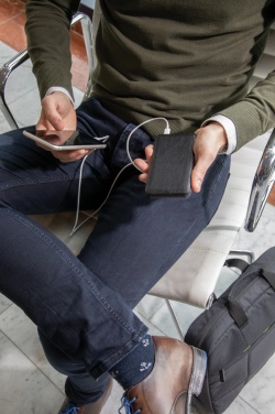 Logotrade verslo dovanos nuotrauka: „Tusca“ 10 000 mAh PU maitinimo blokas