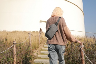 Logotrade reklaminės dovanos nuotrauka: Krepšys per petį Urban Bumbag