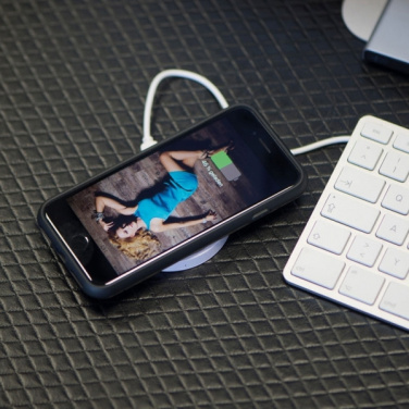 Logotrade verslo dovanos nuotrauka: Indukcinis įkroviklis KARTHAGO