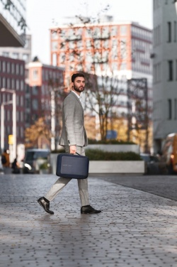 Logotrade Ideja dāvanas foto: Bobby Bizz pretaizdzīšanas mugursoma un portfelis