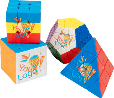 Logotrade biznesa dāvanas foto: Kubs - loģikas mīkla