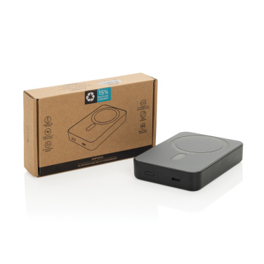 Logotrade Ideja dāvanas foto: Amporia RCS pārstrādātas plastmasas 10.000mAh magnētiskā pārnēsājamā baterija