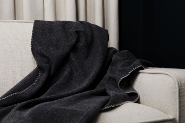 Логотрейд pекламные продукты картинка: Одеяло из переработанного сырья VINGA Bilton