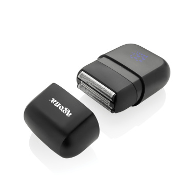 Логотрейд pекламные подарки картинка: Аккумуляторная дорожная бритва TrimBlade, степень защиты IPX7.