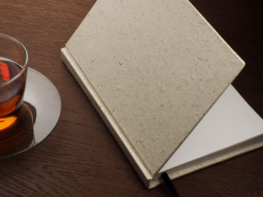 Logotrade reklamprodukter bild: Återvunnen Elephant Poo Notebook 209734400