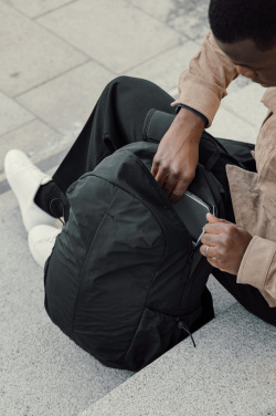 Logotrade profilreklam bild: KENTO URBAN RCS återvunnen nylon 15.6" Ryggsäck